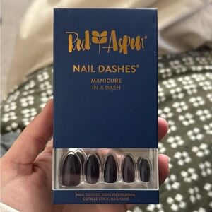 Red Aspen Navy Nail Dashes